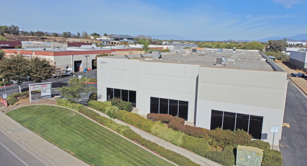 26540 Jefferson Ave, Murrieta, CA for lease - Building Photo - Image 1 of 3