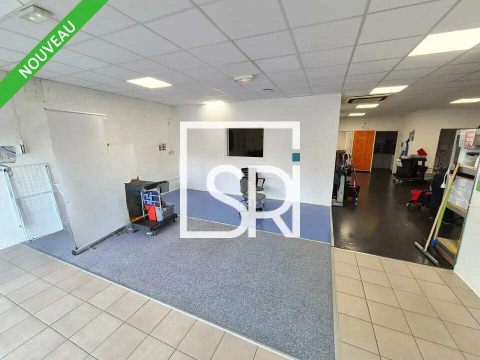 Industrial in Clermont-Ferrand for lease Interior Photo- Image 1 of 13