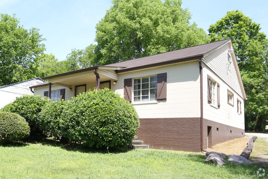 3932 Martin Mill Pike, Knoxville, TN 37920