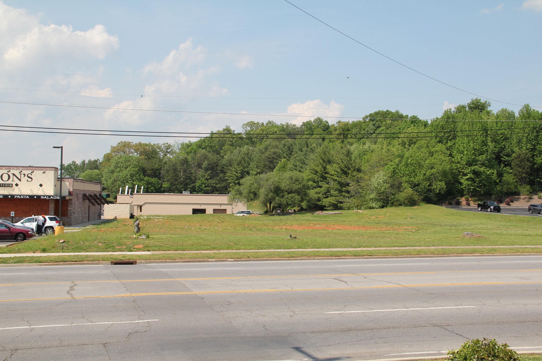 1826 W Andrew Johnson Hwy, Morristown, TN 37814 Land for Sale