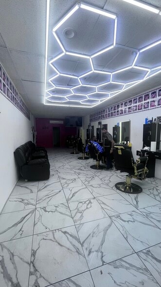 3078-30100 51st St, Woodside, NY for sale - Building Photo - Image 1 of 4