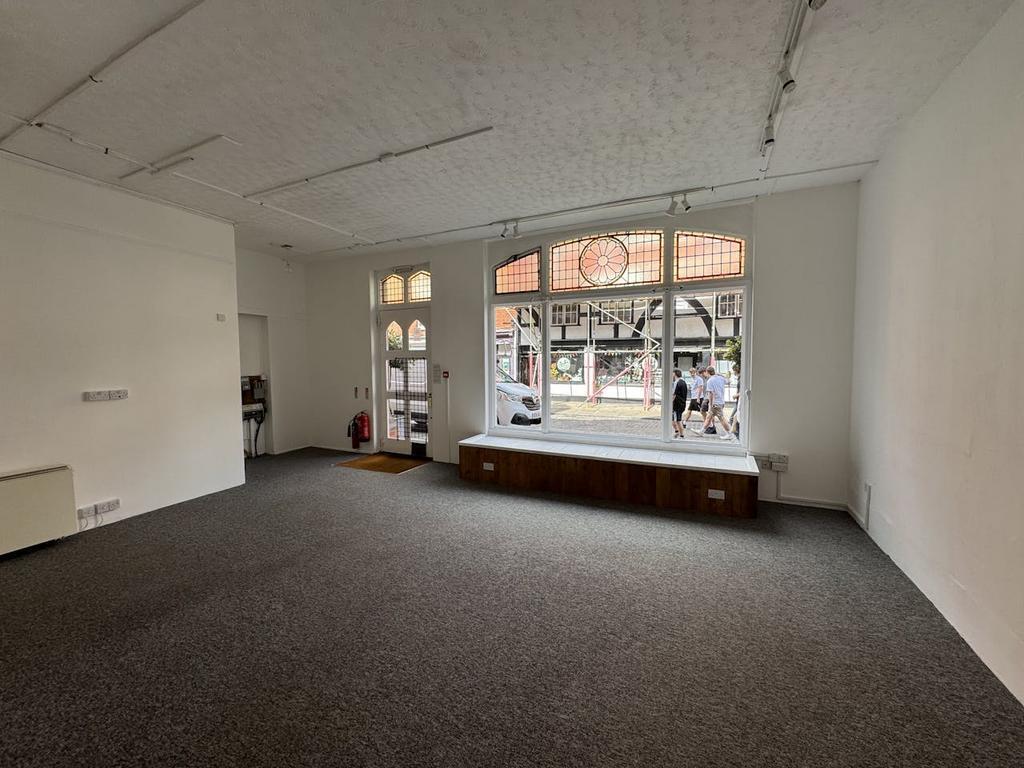 4 College St, Gloucester for lease Interior Photo- Image 1 of 7