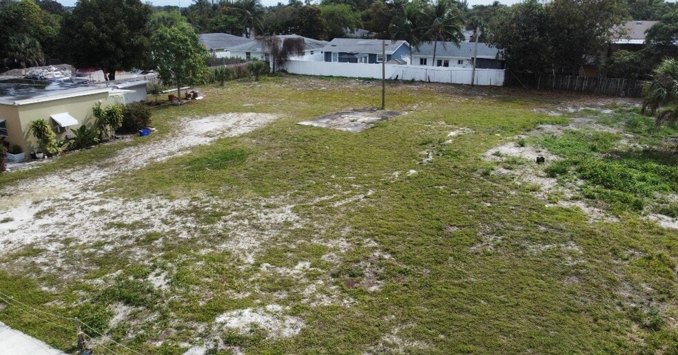 198 SE 4th St, Delray Beach, FL for sale - Building Photo - Image 3 of 6