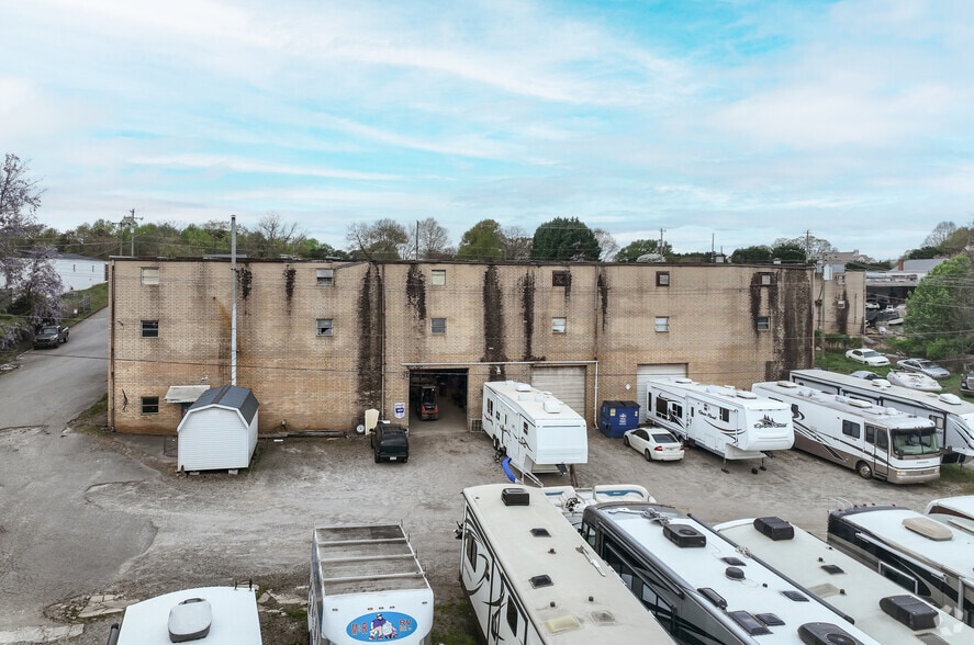 1530 16th St NE, Hickory, NC for sale - Building Photo - Image 3 of 6