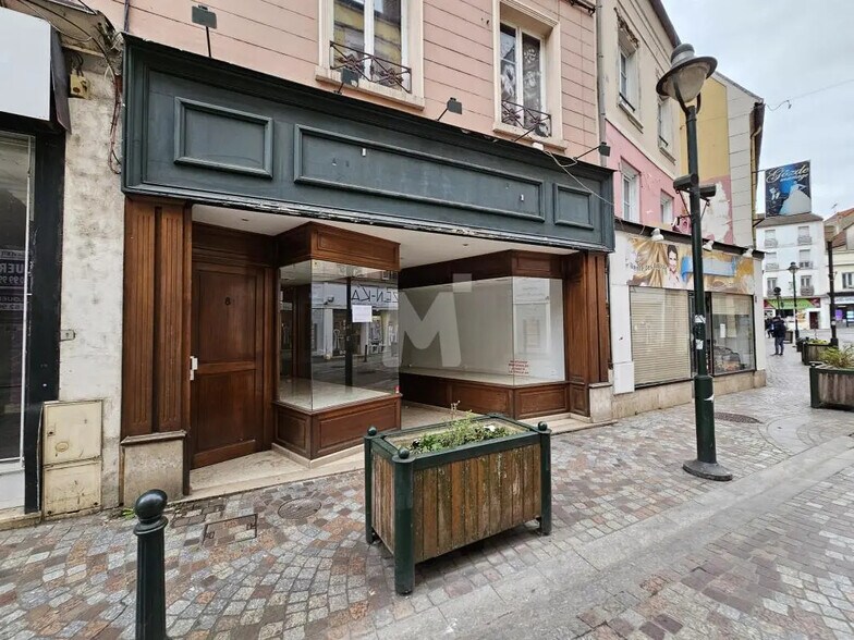 Retail in Corbeil-Essonnes for sale - Building Photo - Image 1 of 2