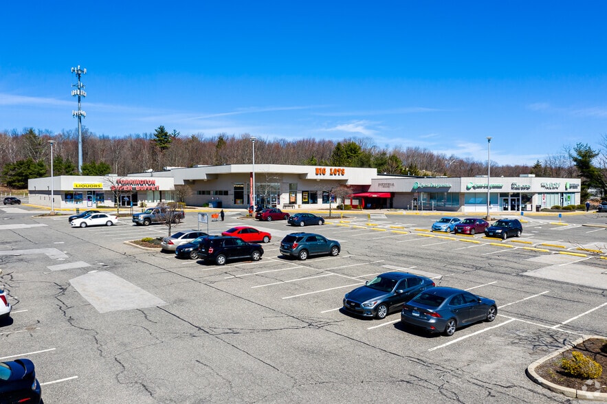 1923-1931 E Main St, Torrington, CT for sale - Primary Photo - Image 1 of 1