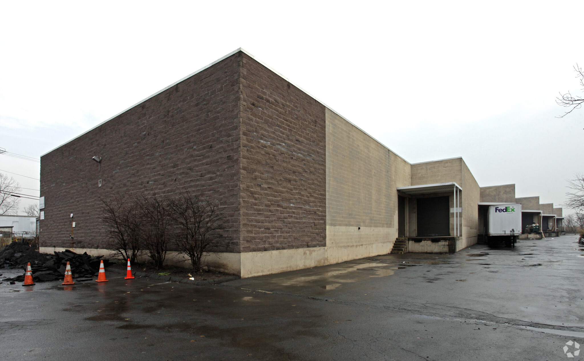 217 Washington Ave, Carlstadt, NJ for lease Building Photo- Image 1 of 7