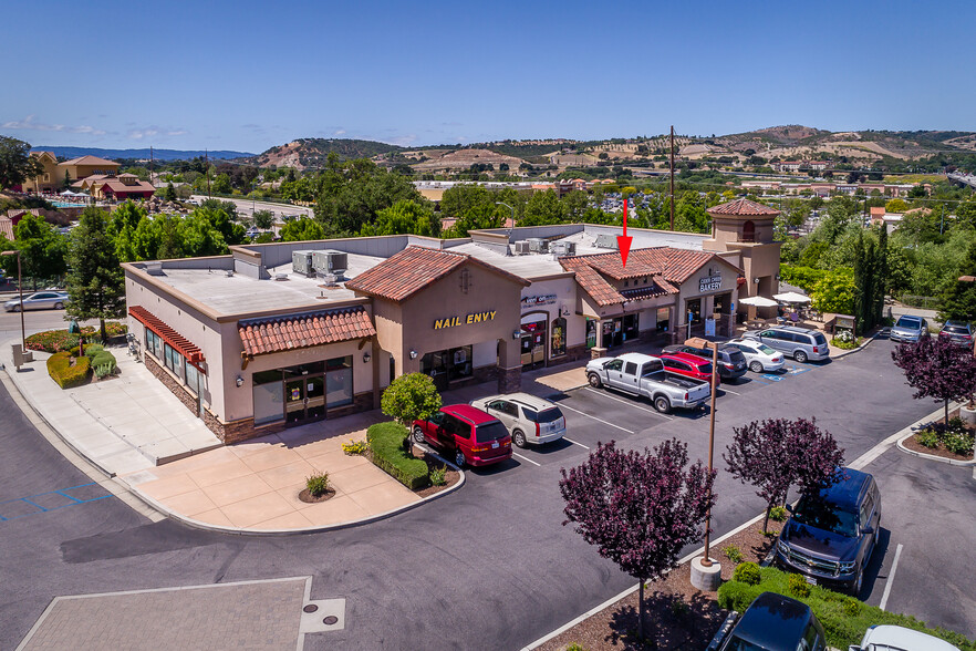 205 Oak Hill Rd, Paso Robles, CA for lease - Building Photo - Image 1 of 21