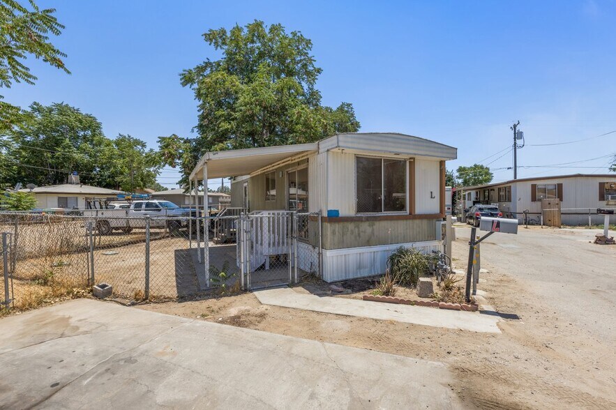 405 McCord Ave, Bakersfield, CA 93308 Multifamily for Sale