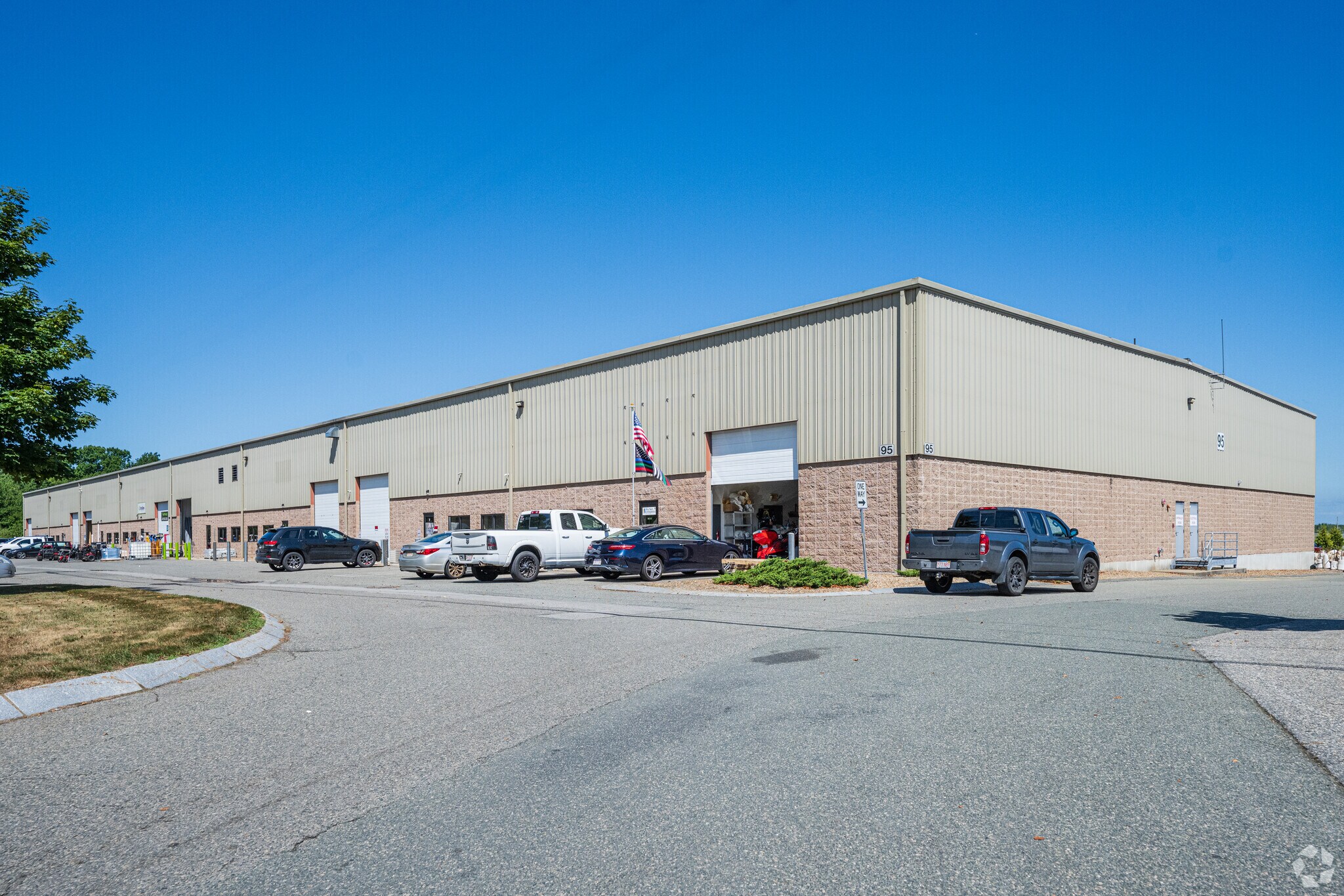 95 Ryan Dr, Raynham, MA for sale Primary Photo- Image 1 of 1