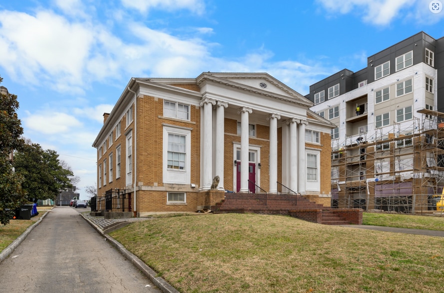 311 E Main St, Durham, NC for sale - Building Photo - Image 2 of 11