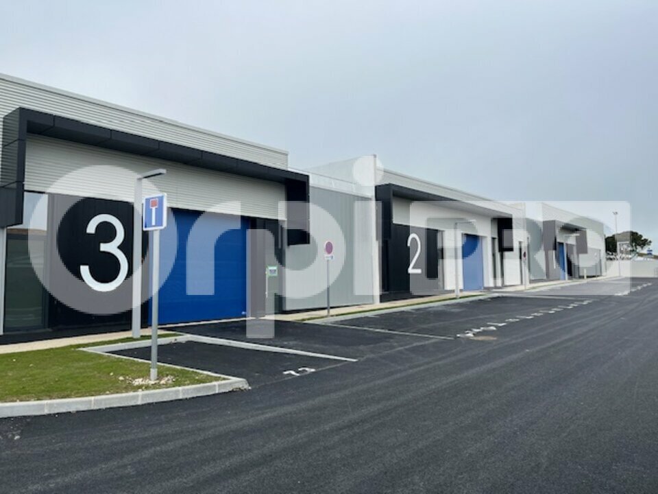 Industrial in La Rochelle for lease Building Photo- Image 1 of 3
