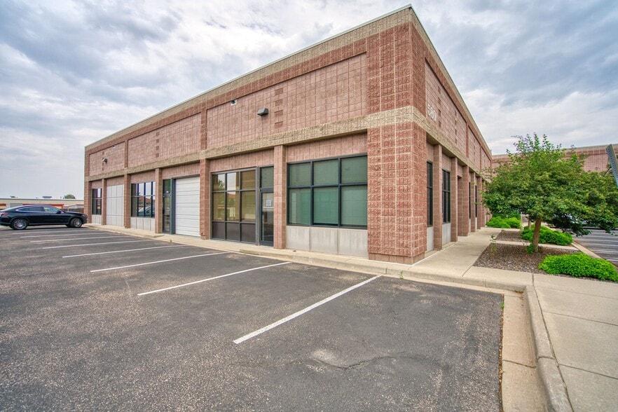 580 Burbank St, Broomfield, CO for lease - Building Photo - Image 2 of 8