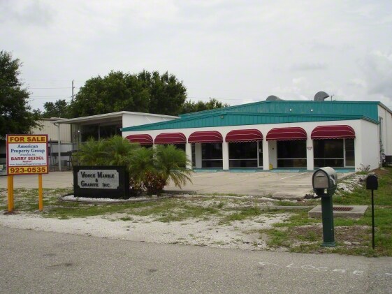 159 Progress Cir, Venice, FL for sale - Building Photo - Image 1 of 1