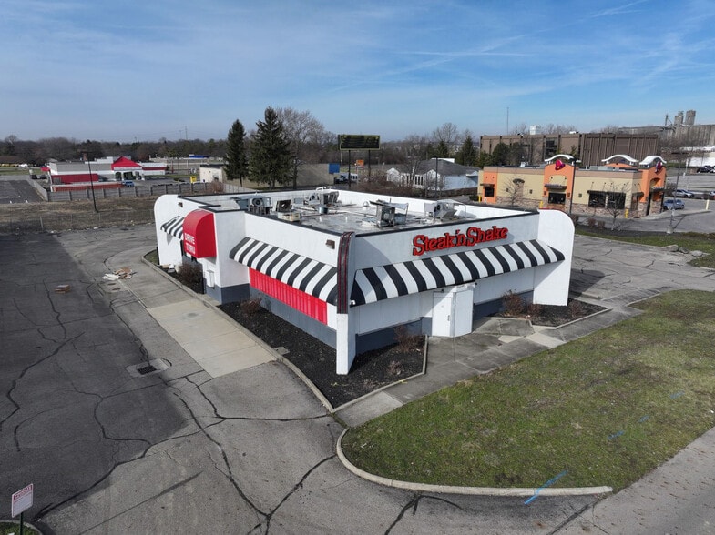 2441 S Hamilton Rd, Columbus, OH for lease - Building Photo - Image 1 of 45