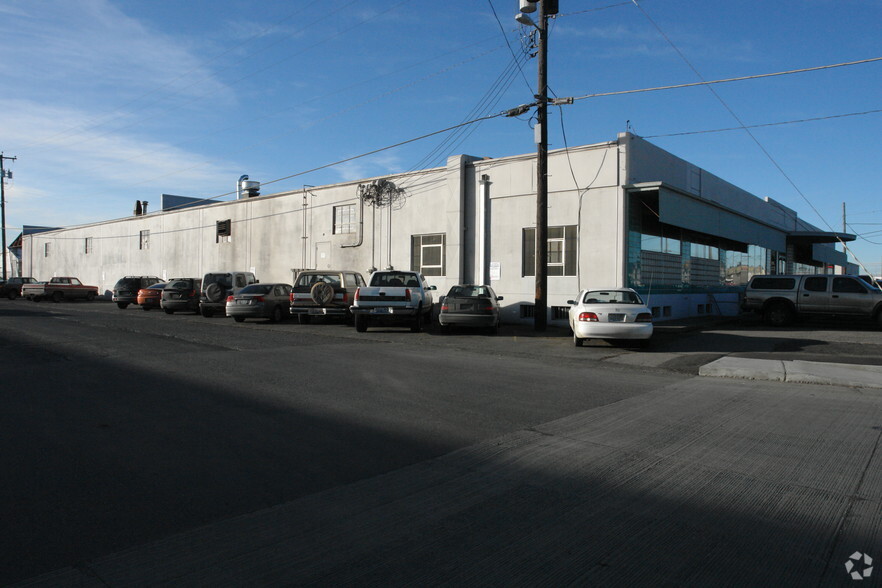 421 N Freya St, Spokane, WA for lease - Primary Photo - Image 2 of 12