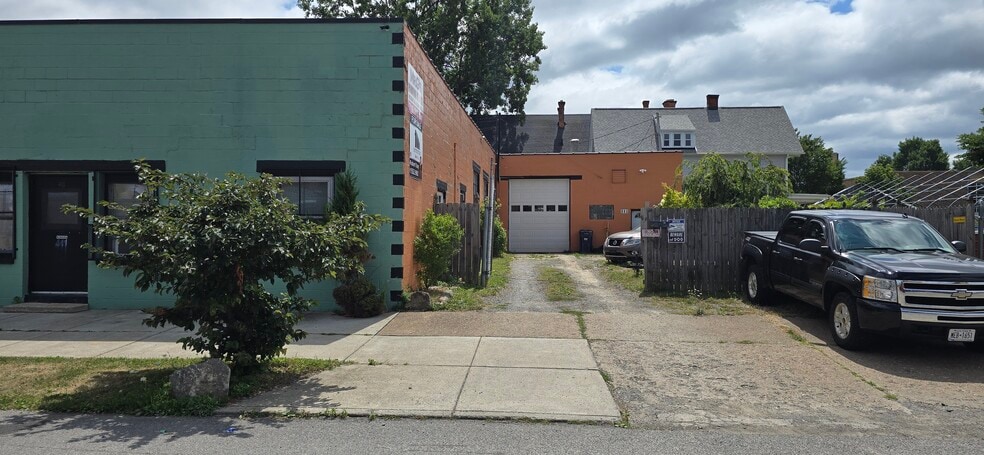 405 Rhode Island St, Buffalo, NY for sale - Building Photo - Image 2 of 4