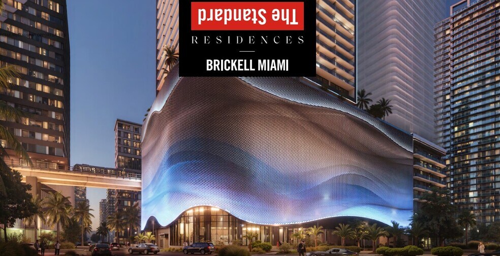 690 SW 1st Ave, Miami, FL for lease - Building Photo - Image 1 of 6