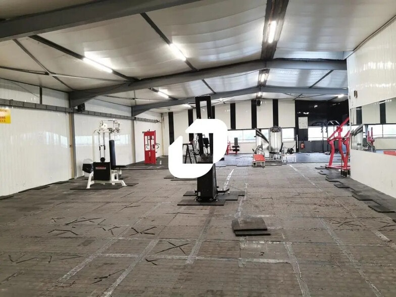 Office in Neuilly-sur-Marne for lease - Interior Photo - Image 1 of 7