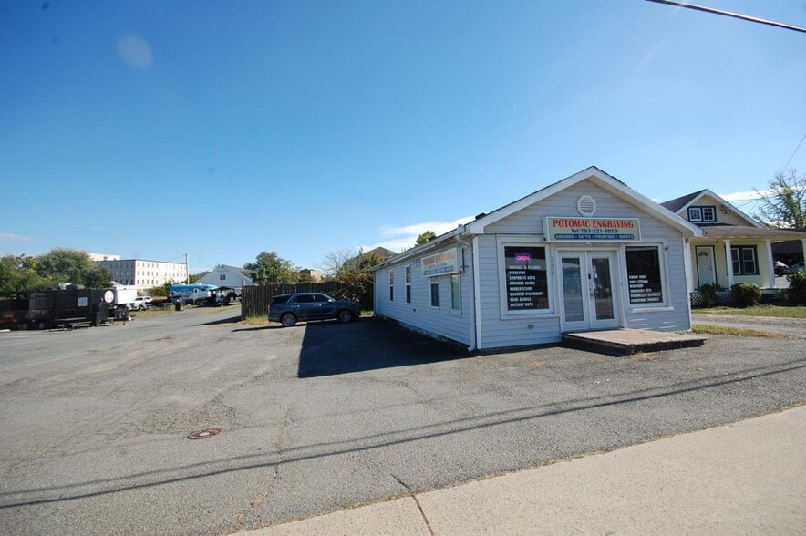 17935 S Main St, Dumfries, VA for sale - Building Photo - Image 3 of 13
