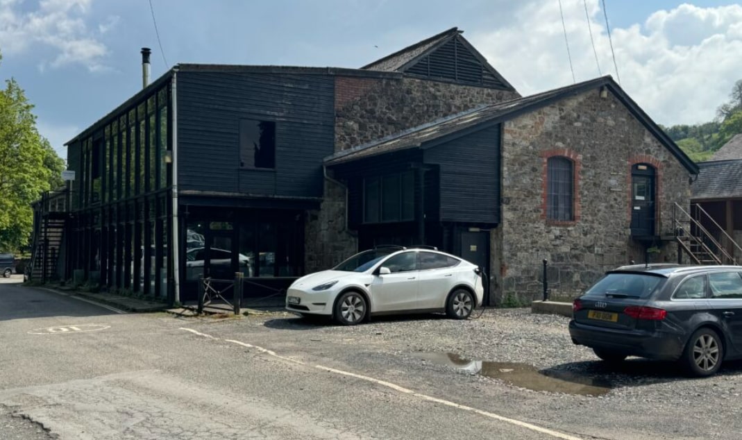 Old Totnes Rd, Buckfastleigh for sale Primary Photo- Image 1 of 1