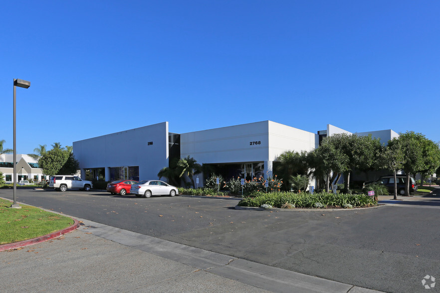 2768 Loker Ave W, Carlsbad, CA for lease - Primary Photo - Image 1 of 4