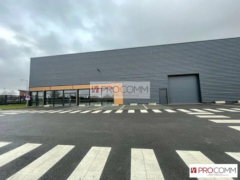 Industrial in Mainvilliers for lease Building Photo- Image 1 of 4