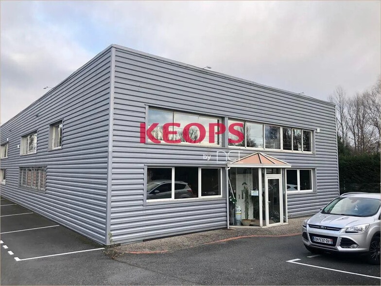 Office in Muret for lease - Building Photo - Image 2 of 6