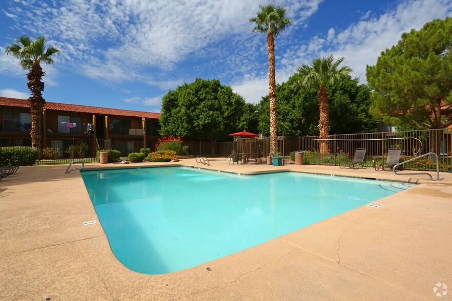 1666 S Extension Rd, Mesa, AZ for sale - Primary Photo - Image 1 of 1