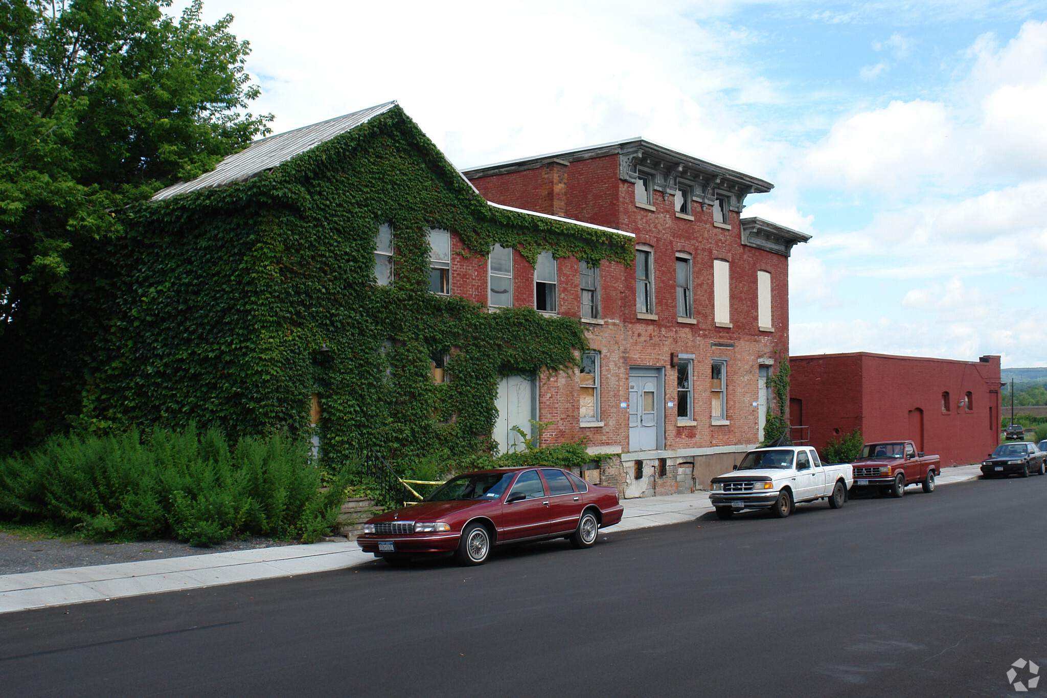 106-110 Hotel St, Utica, NY for sale Primary Photo- Image 1 of 1