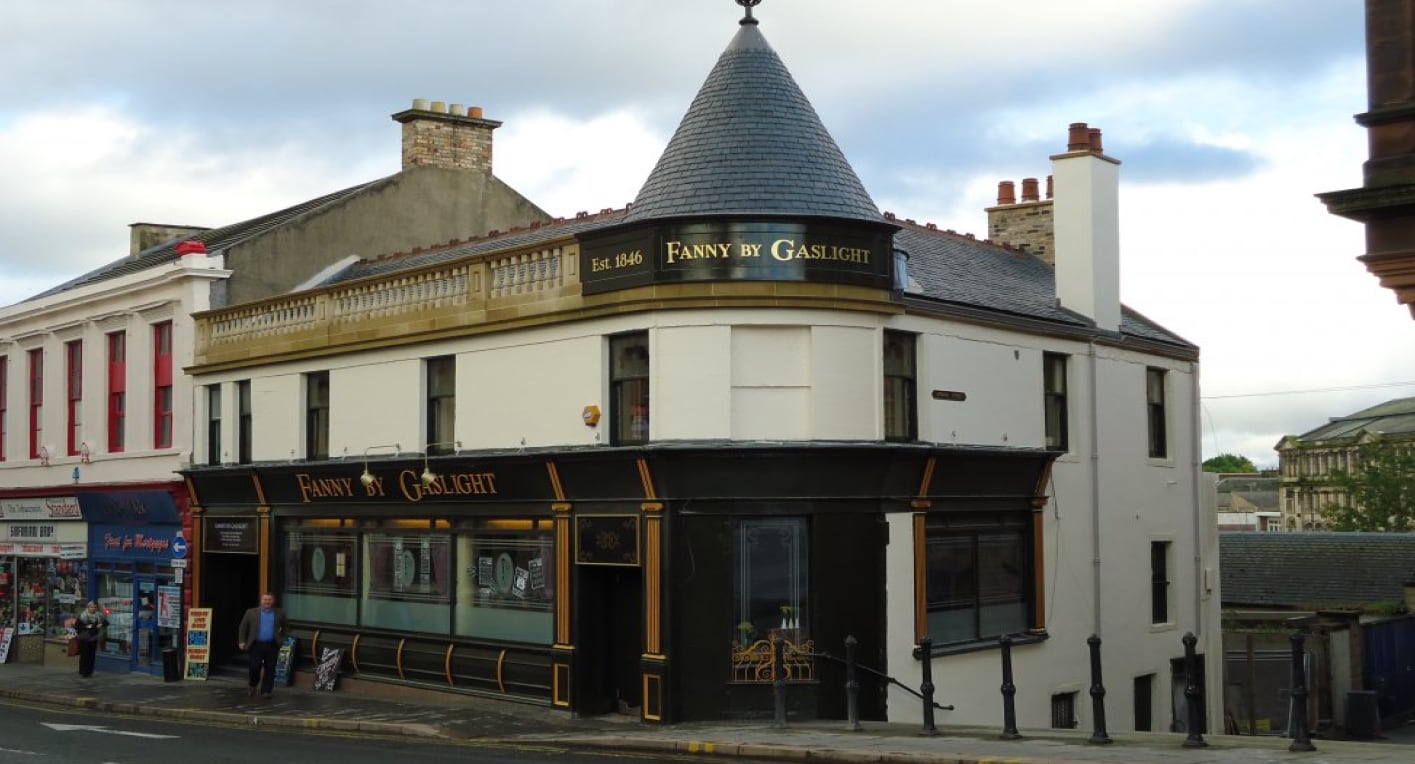 24 West George St, Kilmarnock for lease Primary Photo- Image 1 of 11