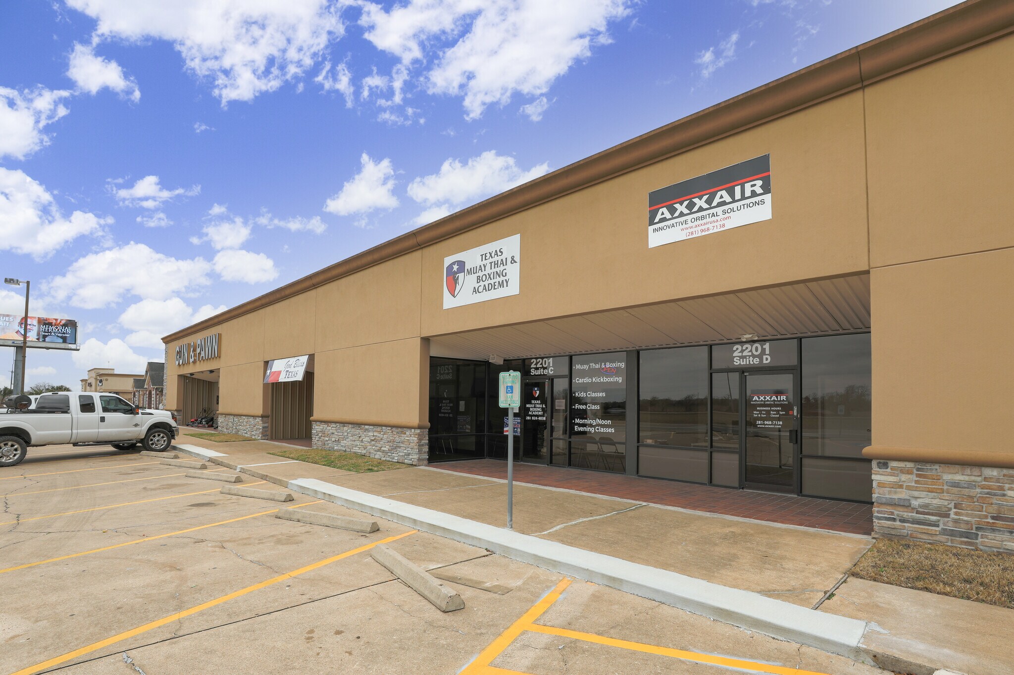 2201 Highway 35 Byp N, Alvin, TX for sale Building Photo- Image 1 of 1