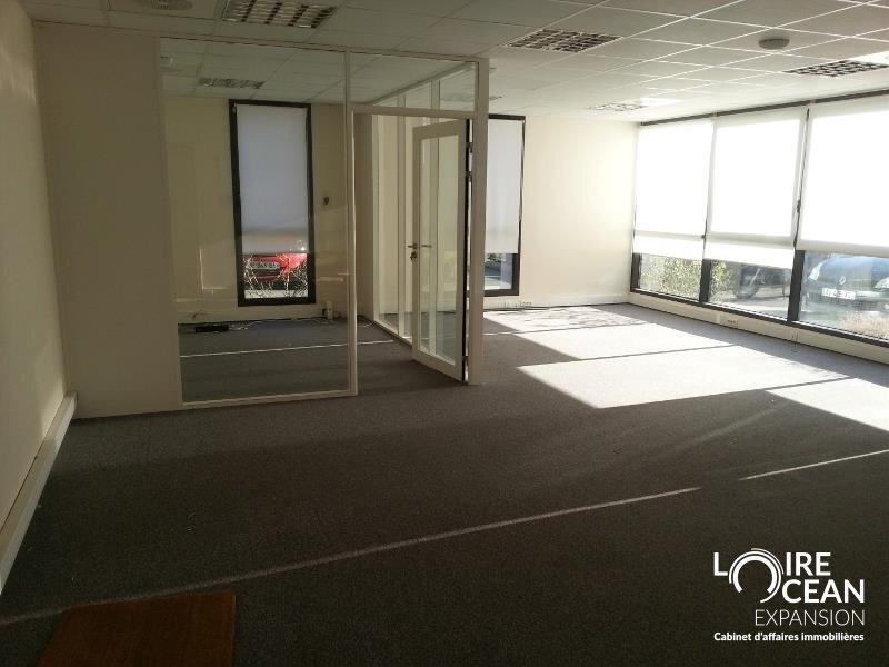 Office in Nantes for sale Interior Photo- Image 1 of 4