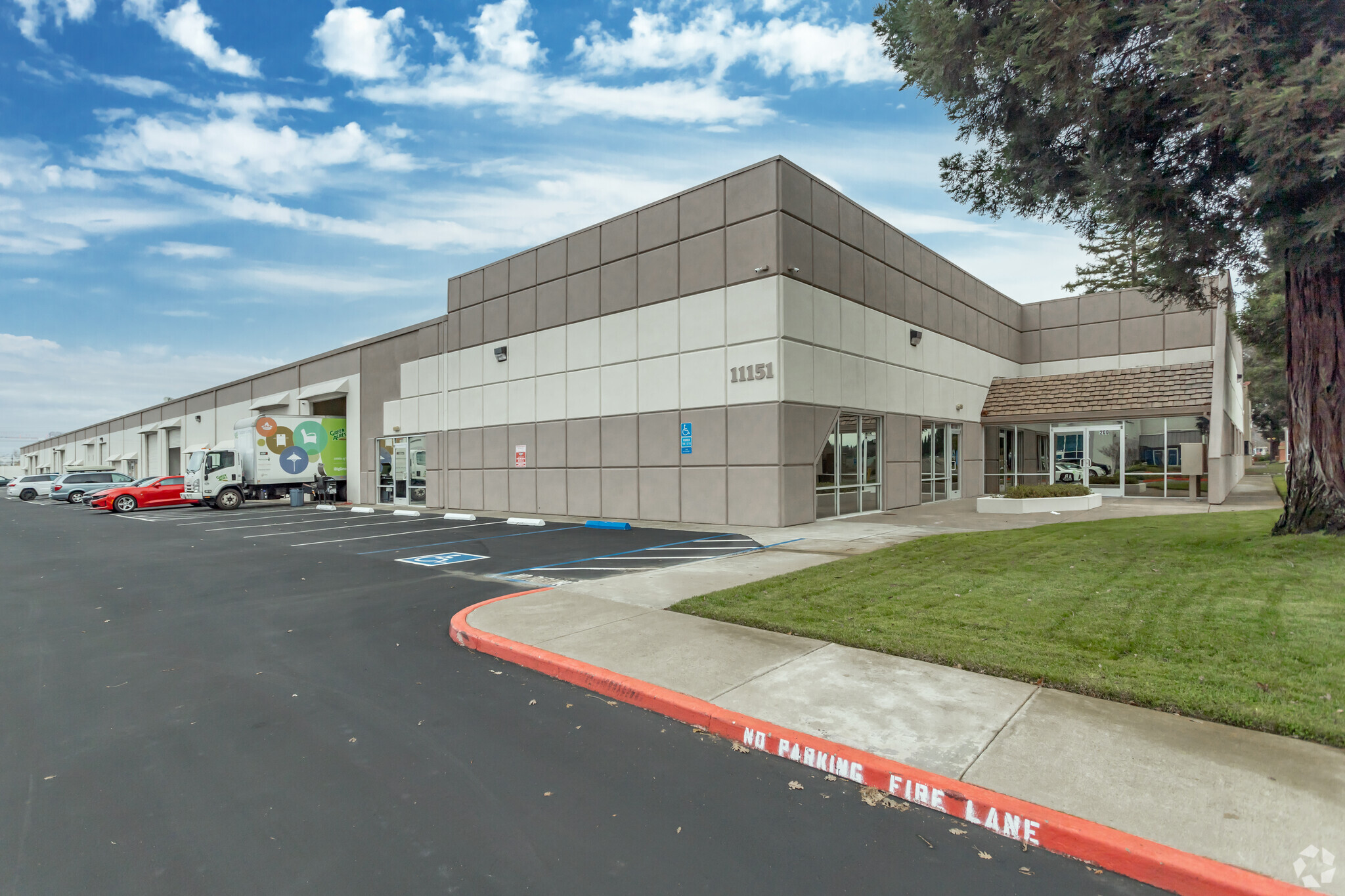 11151 Trade Center Dr, Rancho Cordova, CA for lease Primary Photo- Image 1 of 11