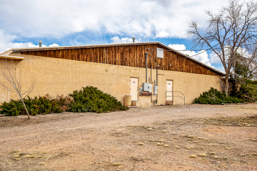 20 Arroyo Cuyamungue Rd, Santa Fe, NM for lease - Building Photo - Image 2 of 41