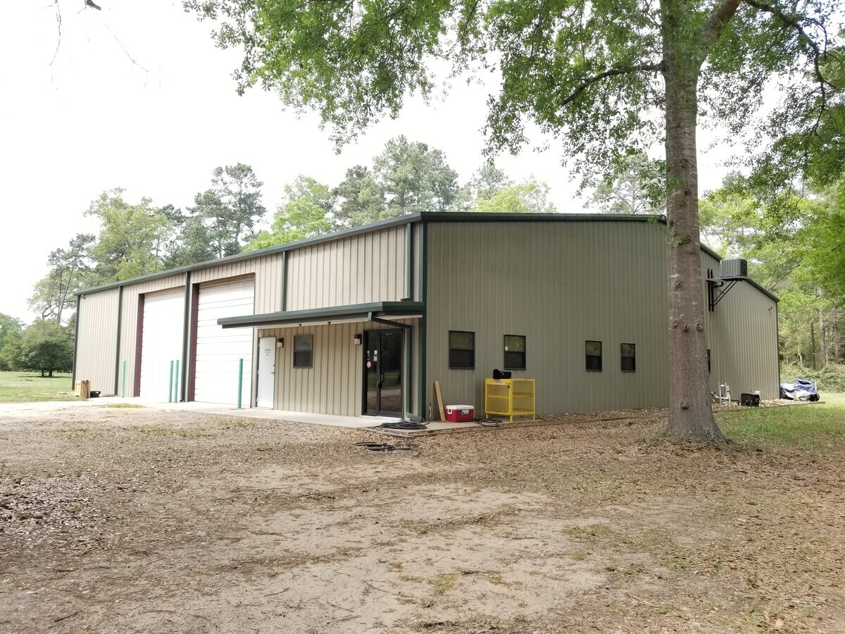 21221 Roberts Cemetery Rd, Hockley, TX 77447