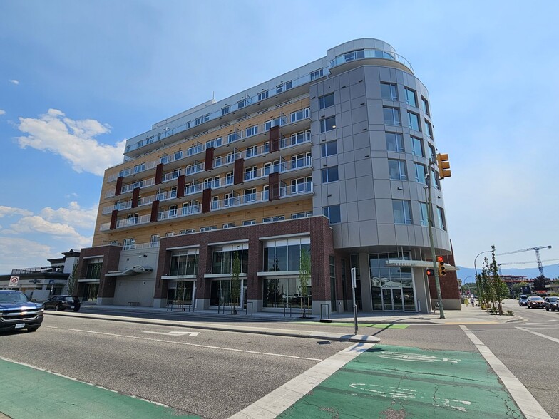 535-595 K.L.O. Rd, Kelowna, BC for lease - Building Photo - Image 2 of 4