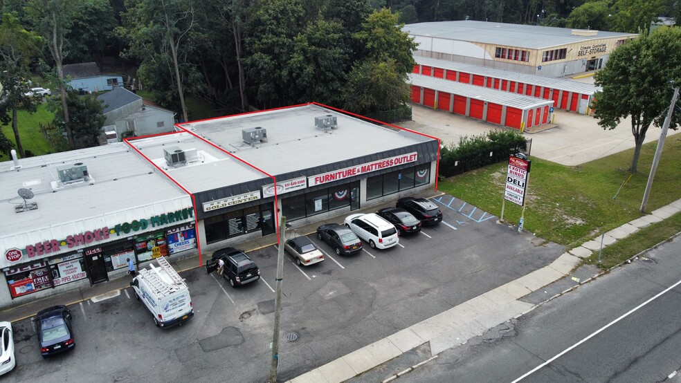 512-520 Middle Country Rd, Coram, NY for lease - Building Photo - Image 1 of 11