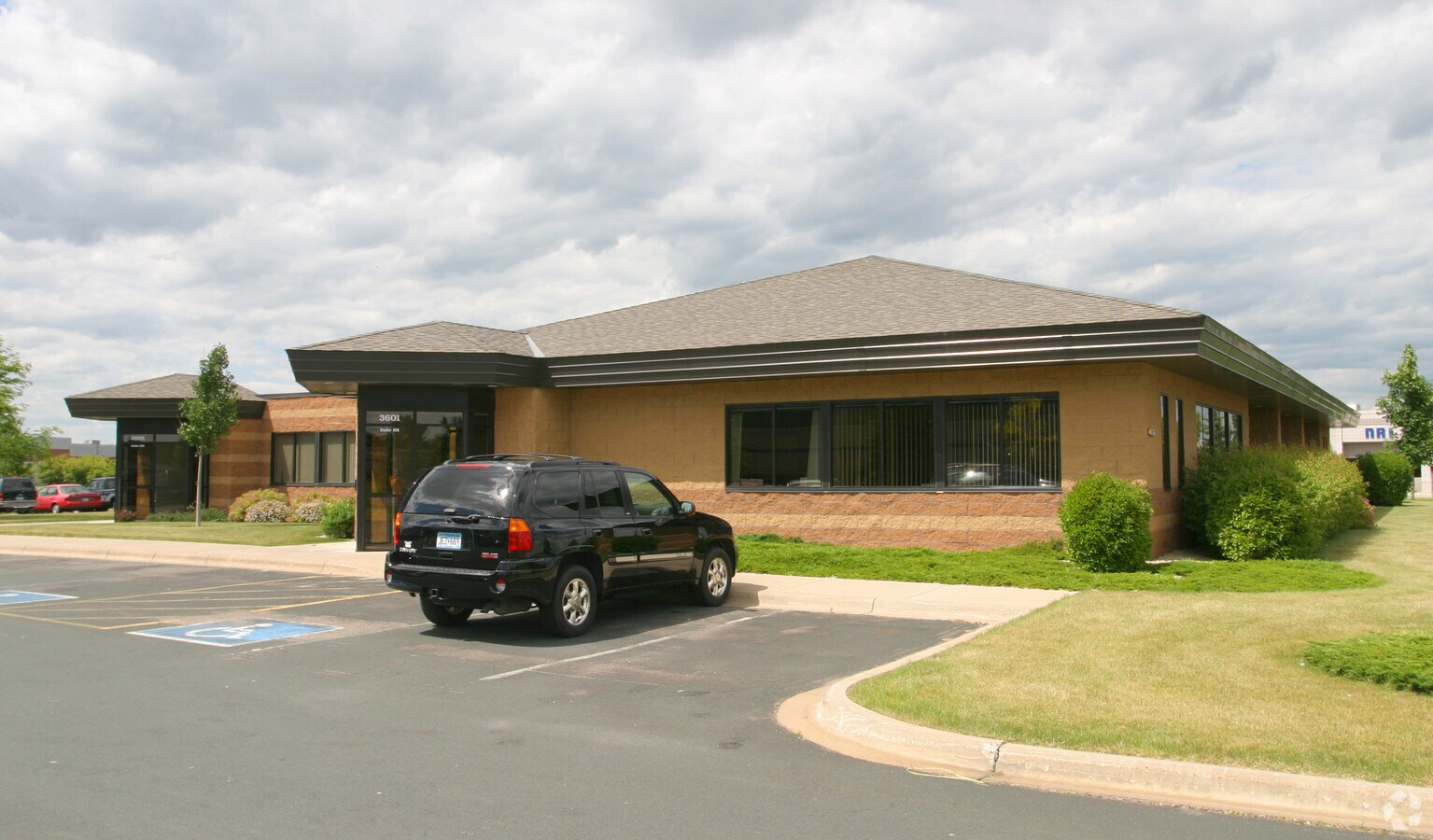 3601 Thurston Ave, Anoka, MN 55303