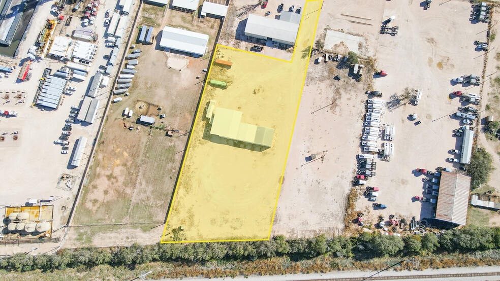 2205 E County Road 90, Midland, TX for lease - Building Photo - Image 2 of 22