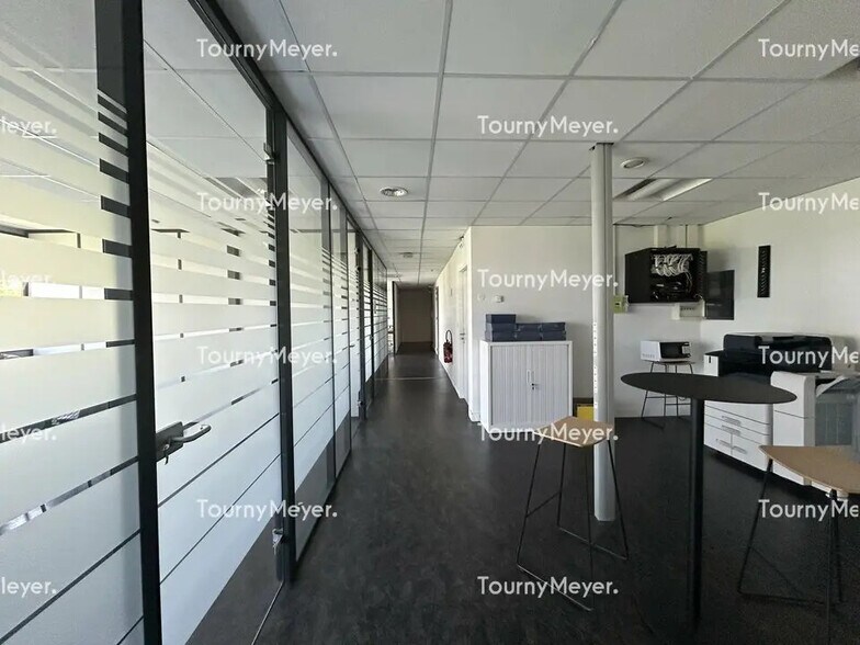Office in Montpellier for lease - Interior Photo - Image 3 of 4