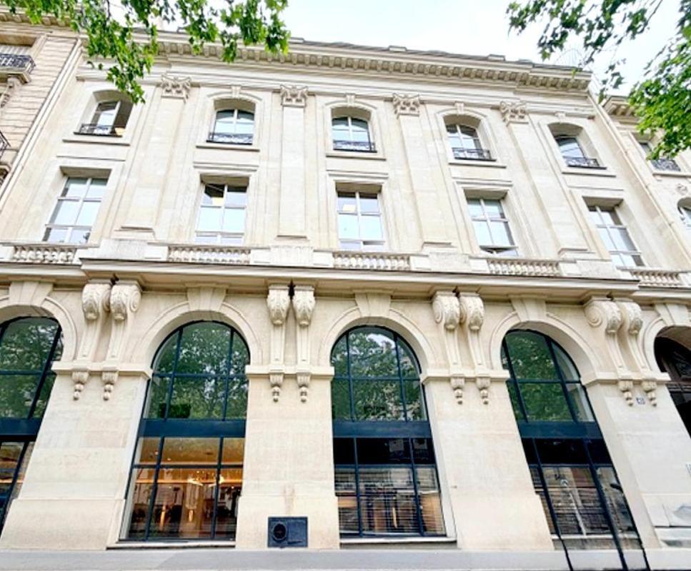 Office in Paris for lease Building Photo- Image 1 of 20