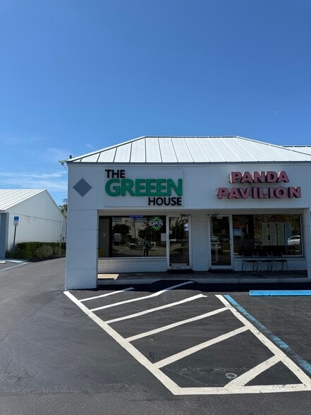 1801-1841 Tamiami Trl N, Naples, FL for lease - Building Photo - Image 1 of 2