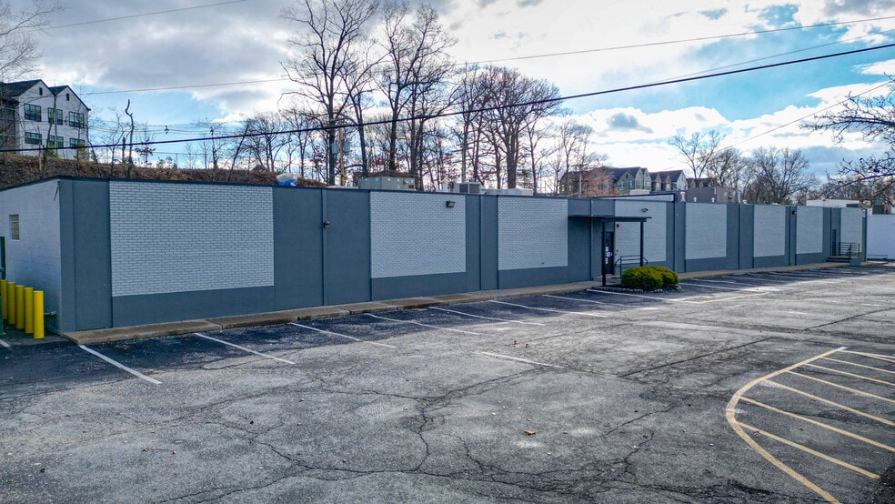 19 West St, East Hanover, NJ for lease - Building Photo - Image 3 of 5