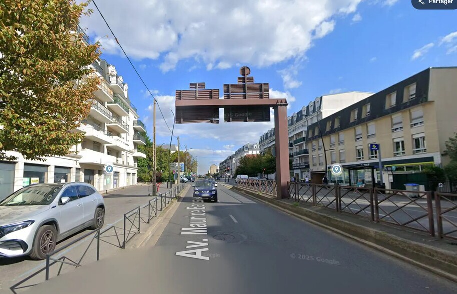 Retail in Sartrouville for lease - Building Photo - Image 3 of 3