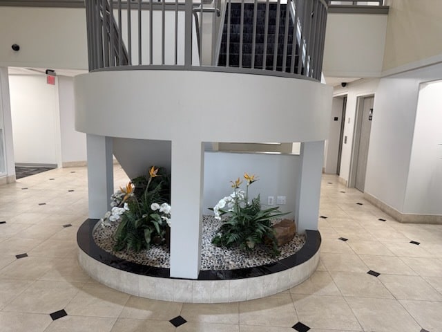 9816 Memorial Blvd, Humble, TX for lease - Building Photo - Image 2 of 18