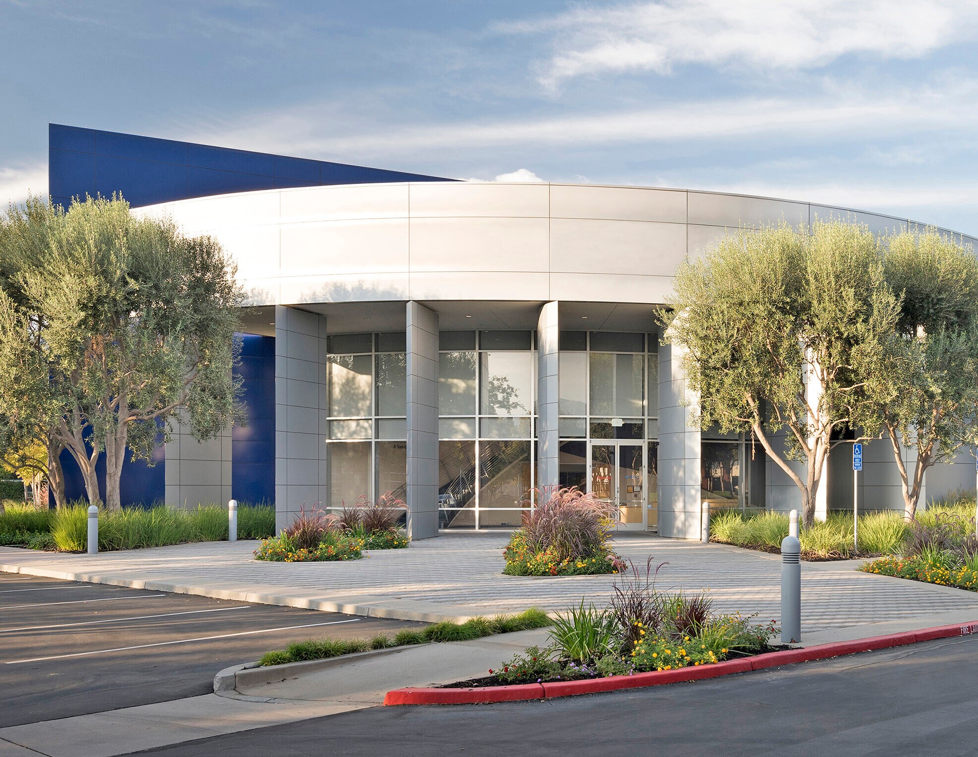 6375 San Ignacio Ave, San Jose, CA for lease Building Photo- Image 1 of 7