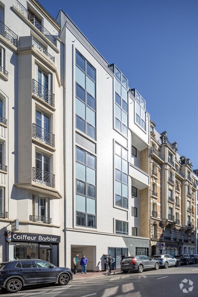 26 Rue Anatole France, Levallois-Perret for lease - Building Photo - Image 2 of 2
