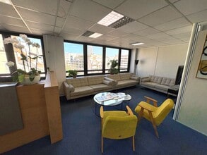 Avenue Du Prado, Marseille for lease Interior Photo- Image 1 of 10