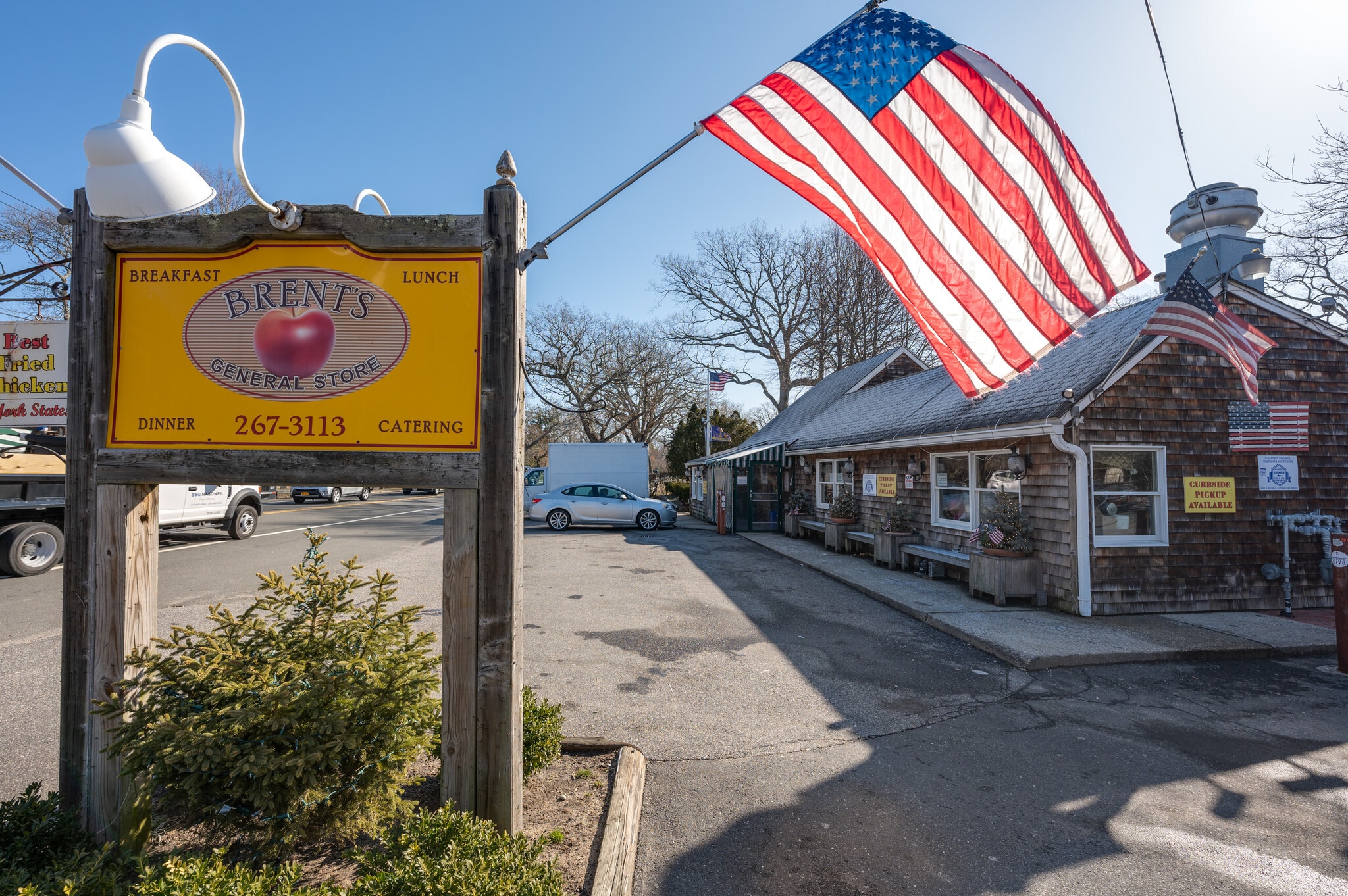 8 Montauk Hwy, East Hampton, NY for lease Primary Photo- Image 1 of 16
